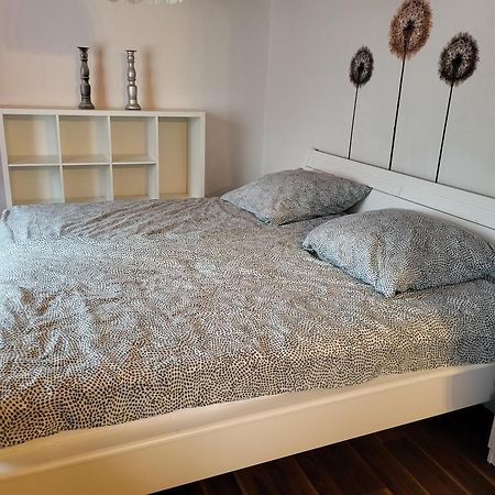 Ferienwohnung Am Deich Занде Екстериор снимка